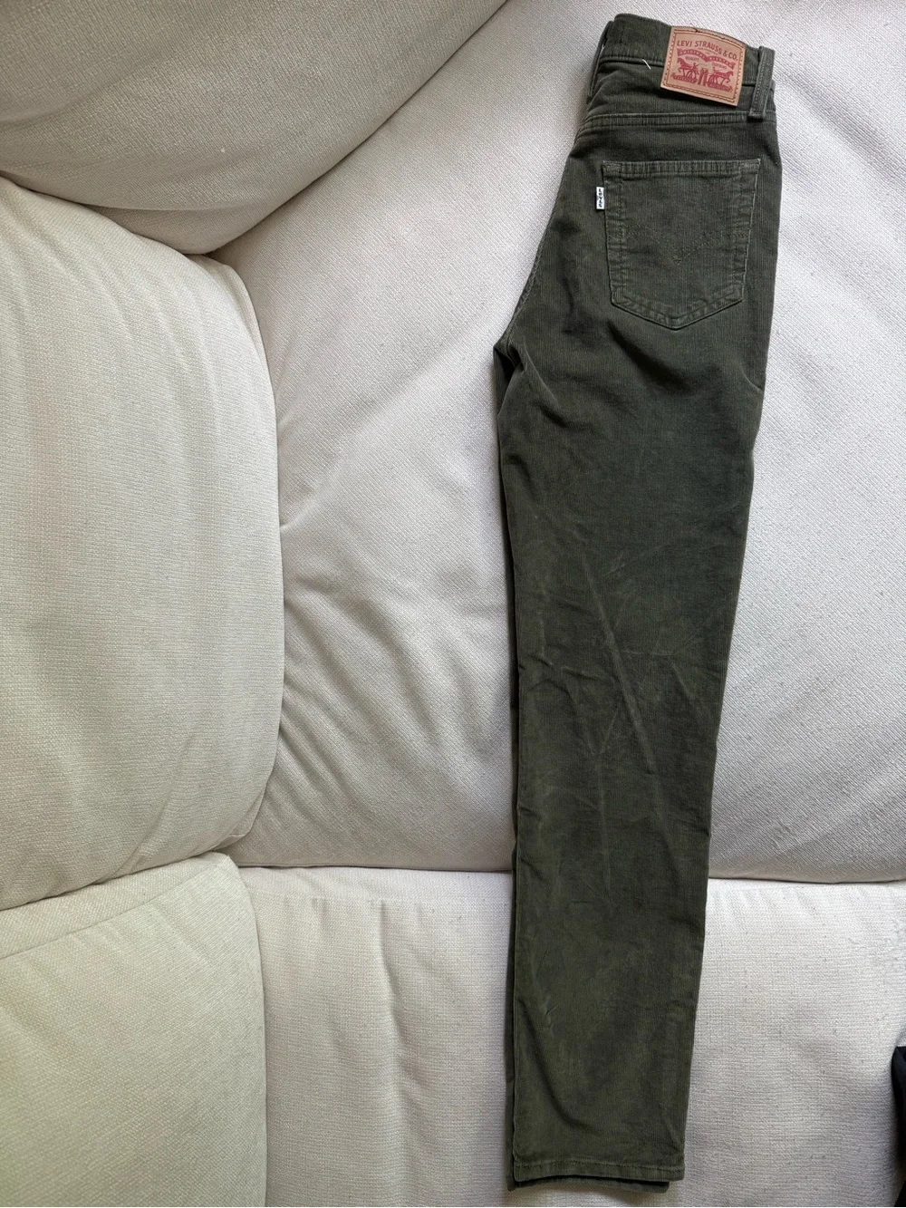 Levi’s High-Rise Olive Green Women’s Jeans 724 High Rise Straight